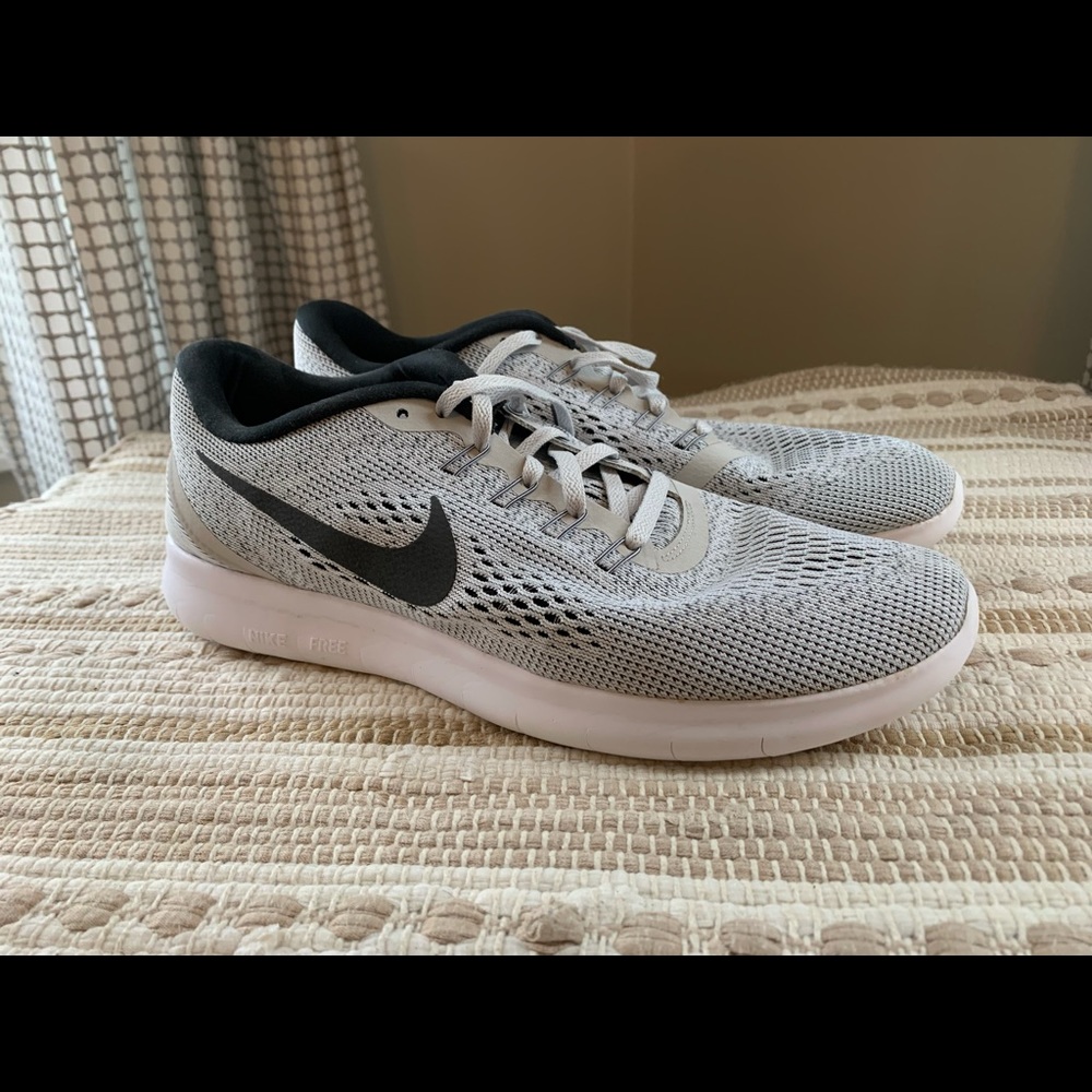 Nike Free Rn Tennis Shoe